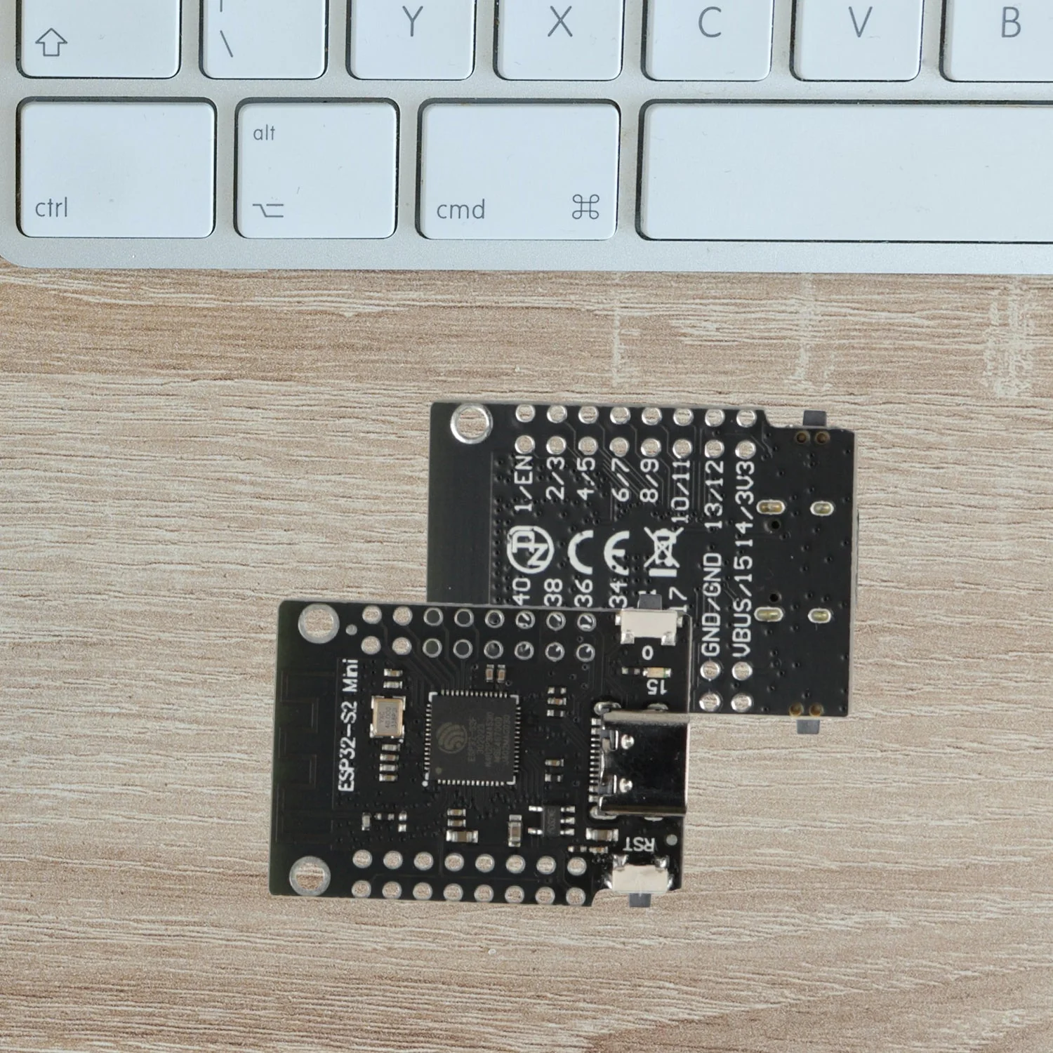 ESP32 S2 Mini mit ESP32-S2FN4R2 WIFI IC und USB-Type-C kompatibel mit Micropython und Arduino, unverlötet - Image 10