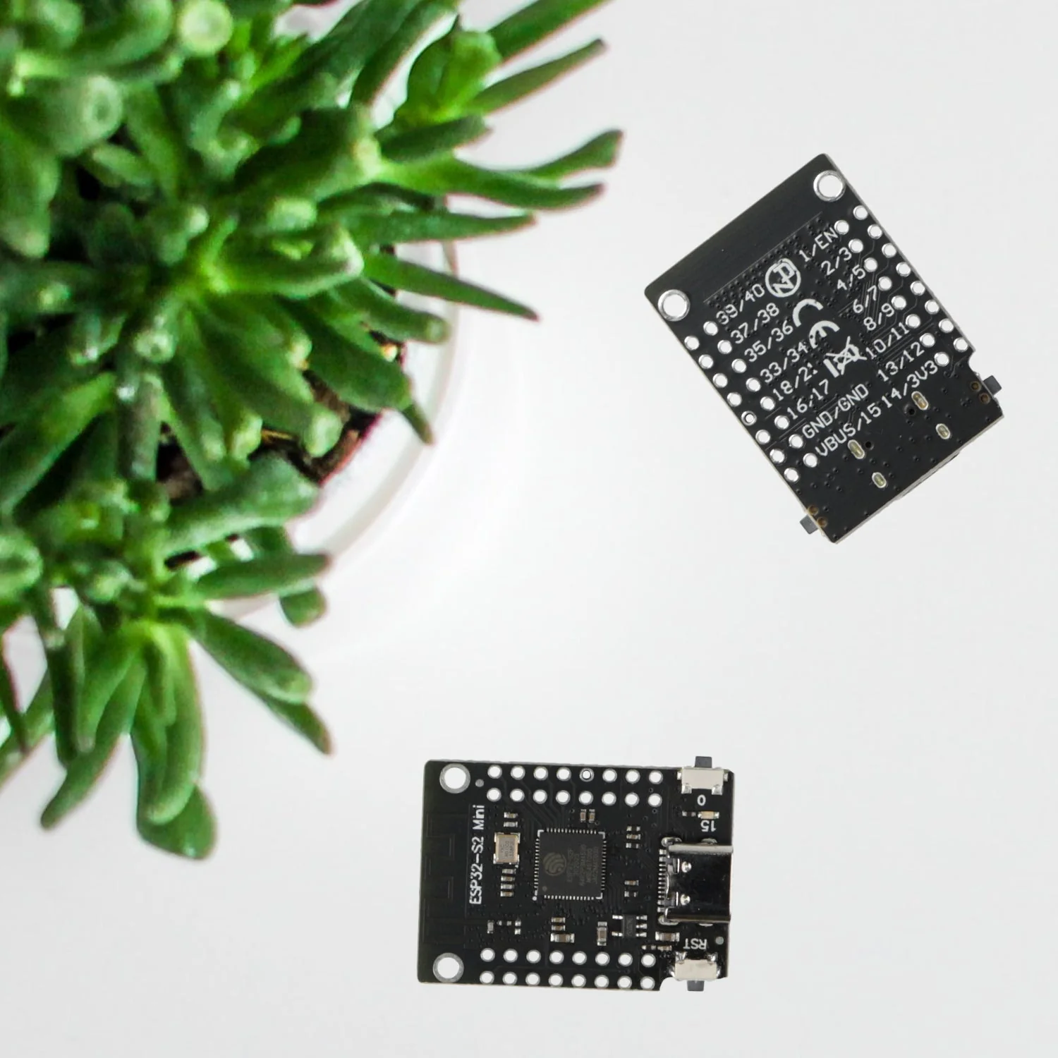ESP32 S2 Mini mit ESP32-S2FN4R2 WIFI IC und USB-Type-C kompatibel mit Micropython und Arduino, unverlötet - Image 9